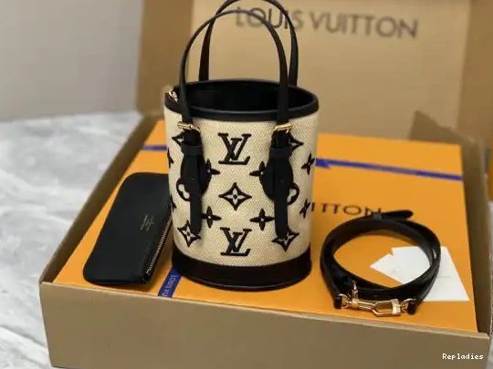 Cheap BUCKET NANO LOUIS VUITTON 0526